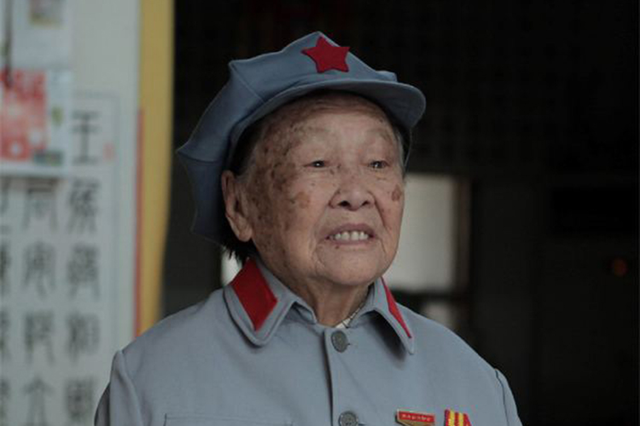 105岁女红军，重逢长征路，岁月见证的奇迹