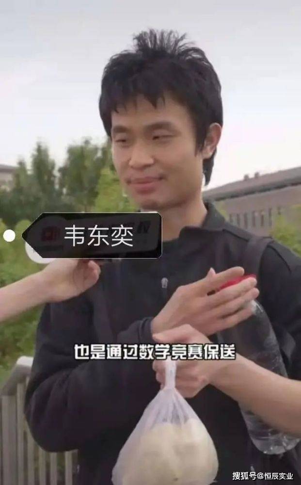 365周文强小视频，我刷了三个月，发现这玩意儿比想象中耐嚼